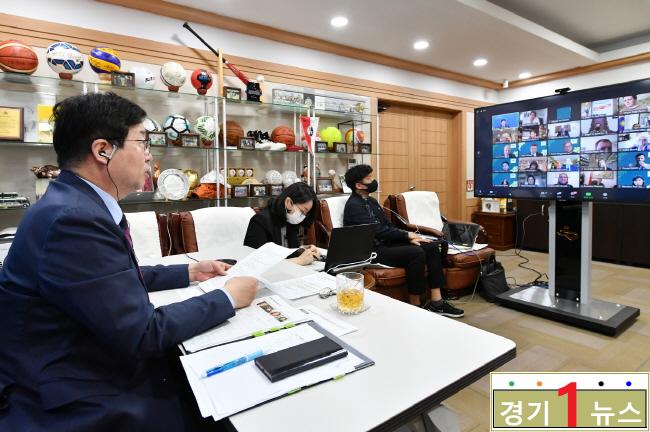 수원, 염태영 시장, 이클레이 ‘2021 세계집행위원회’ 참석 1.jpg